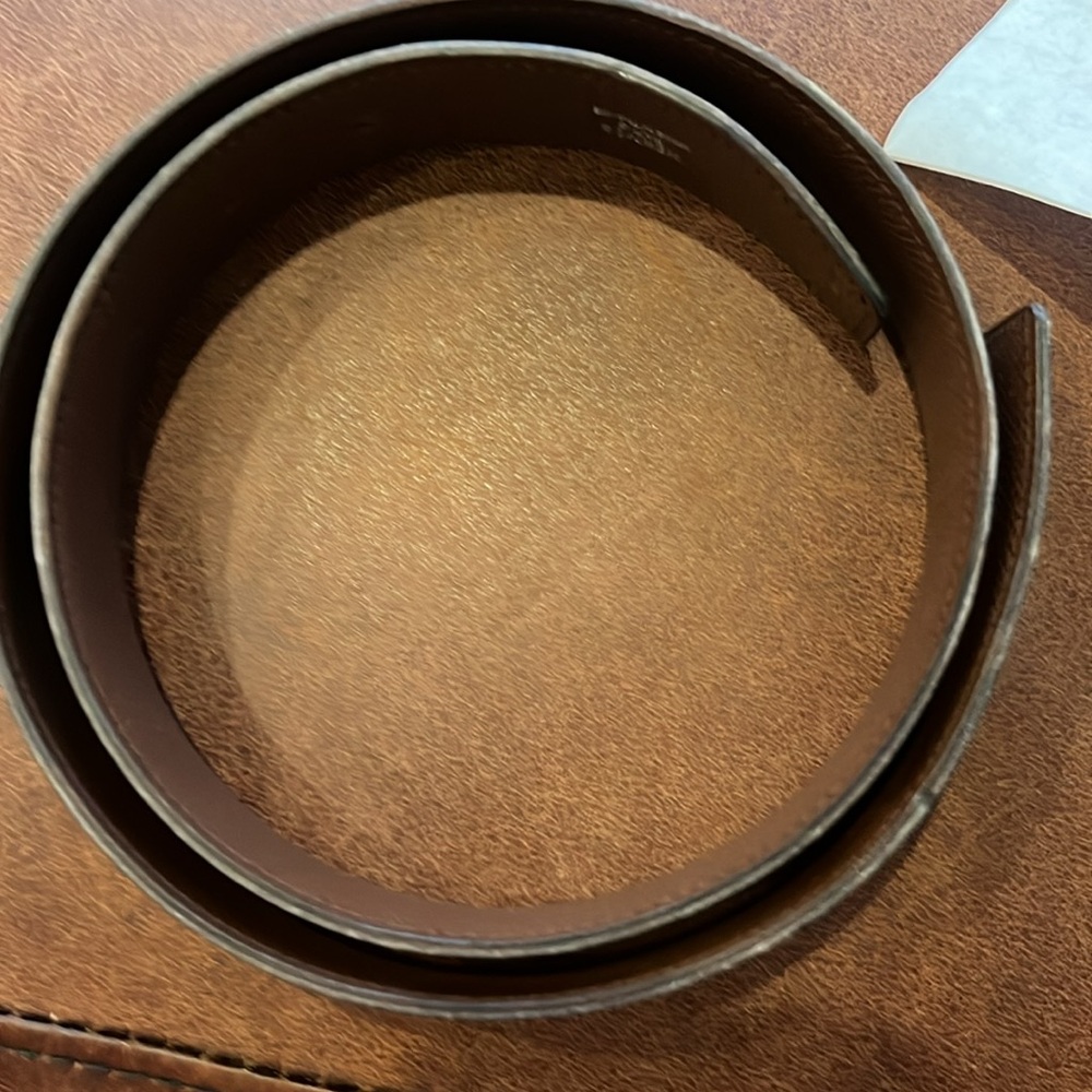 🎉HP🎉Authentic Hermes Constance Belt & Buckle
Reversible black and brown - Picture 13 of 13